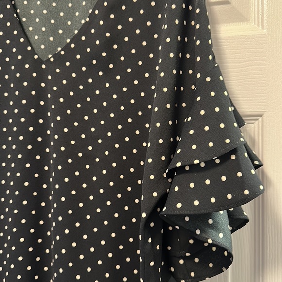 Banana Republic Black polka dot dress with ruffle sleeve - Size 12 - Picture 4 of 5